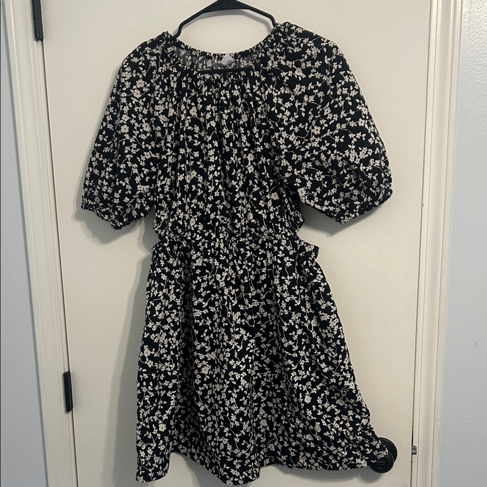 Old Navy Black and White Floral  Dress